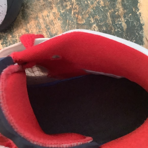 Nike KD Sneakers - Picture 11 of 12